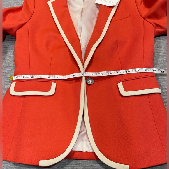Banana Republic Classics Tapped Blazer New with tags Size 6 - Picture 9 of 10